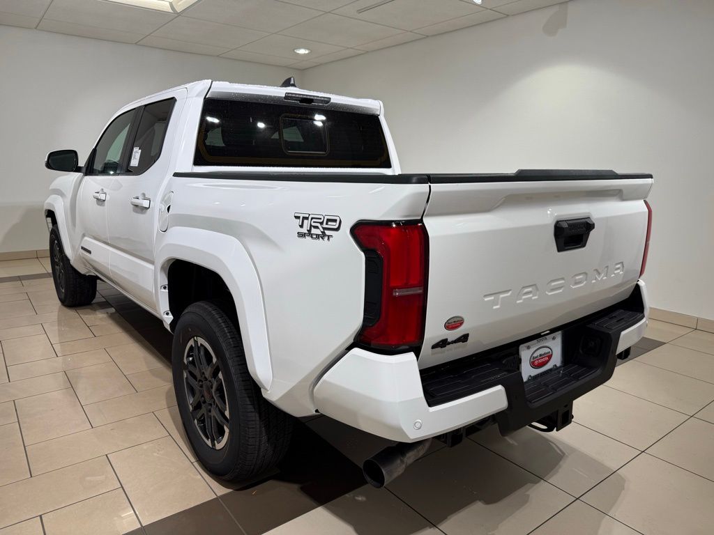 Thumbnail: 2025 Toyota Tacoma - 3