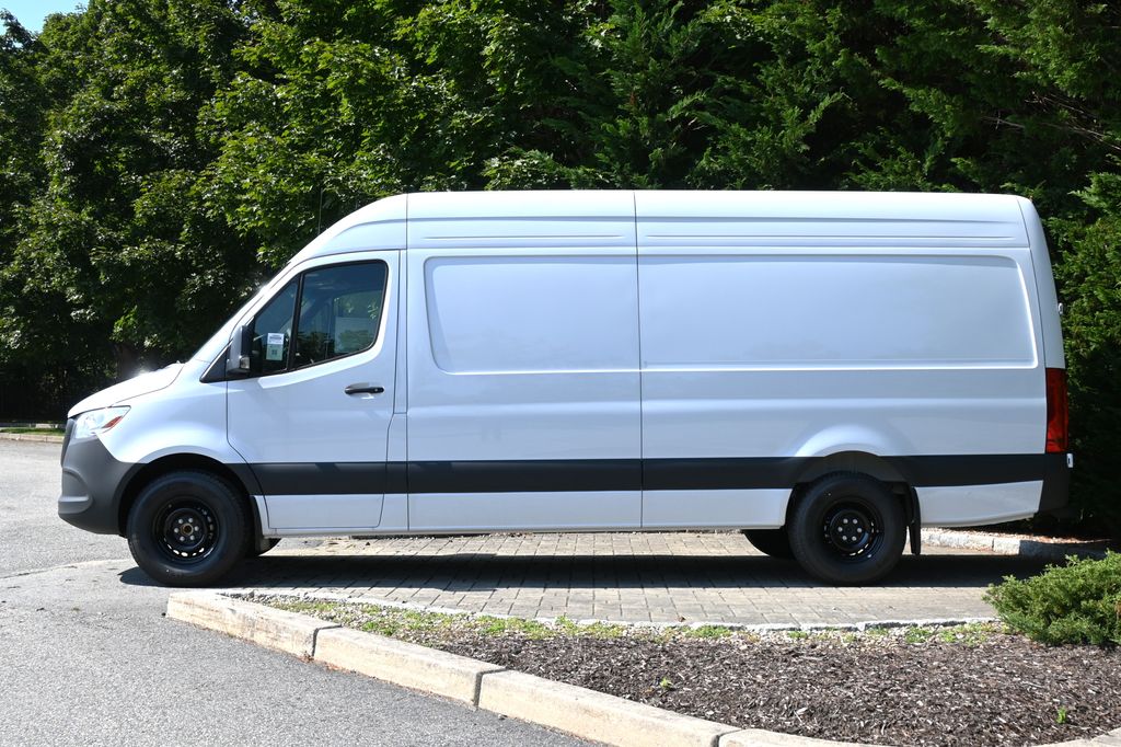 2024 Mercedes-Benz Sprinter 2500 2