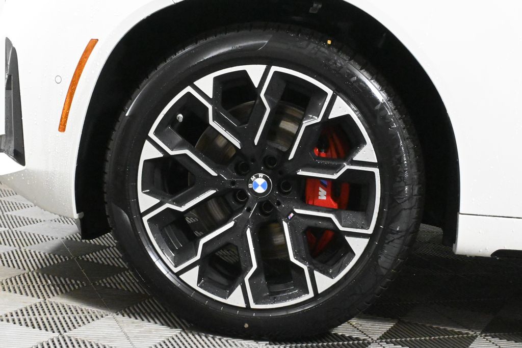 Thumbnail: 2025 BMW X3 - 12