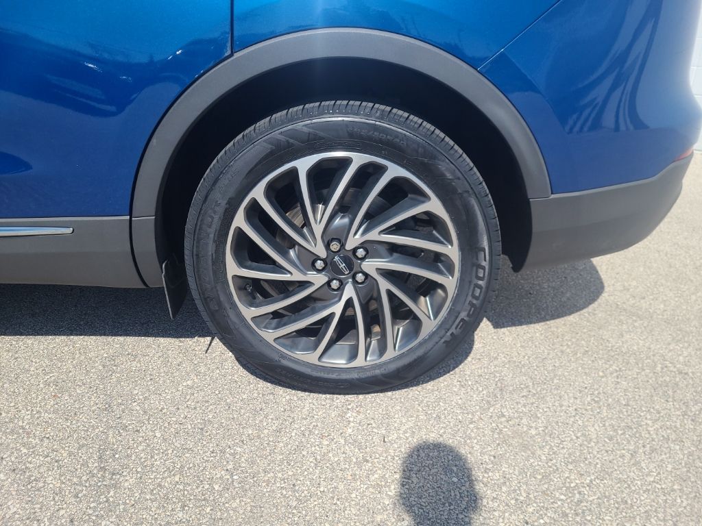 used 2020 Lincoln Nautilus car, priced at $19,990