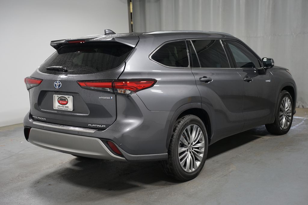 2021 Toyota Highlander Platinum 8