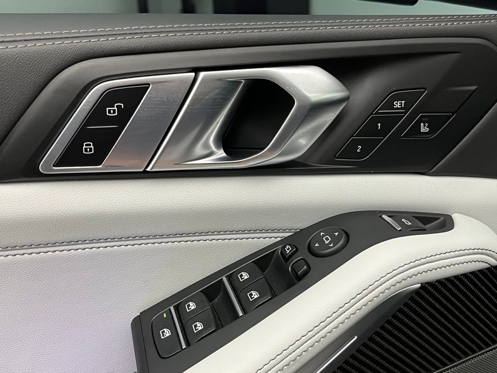 Thumbnail: 2026 BMW X5 - 30