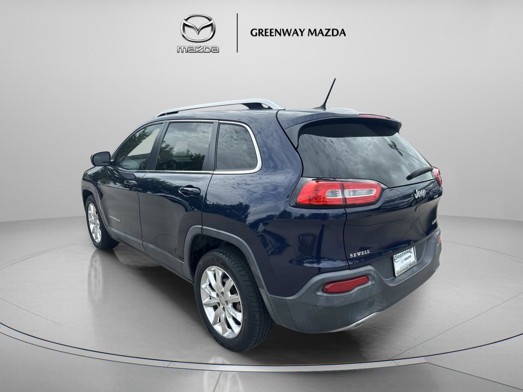 View vehicle photo 5