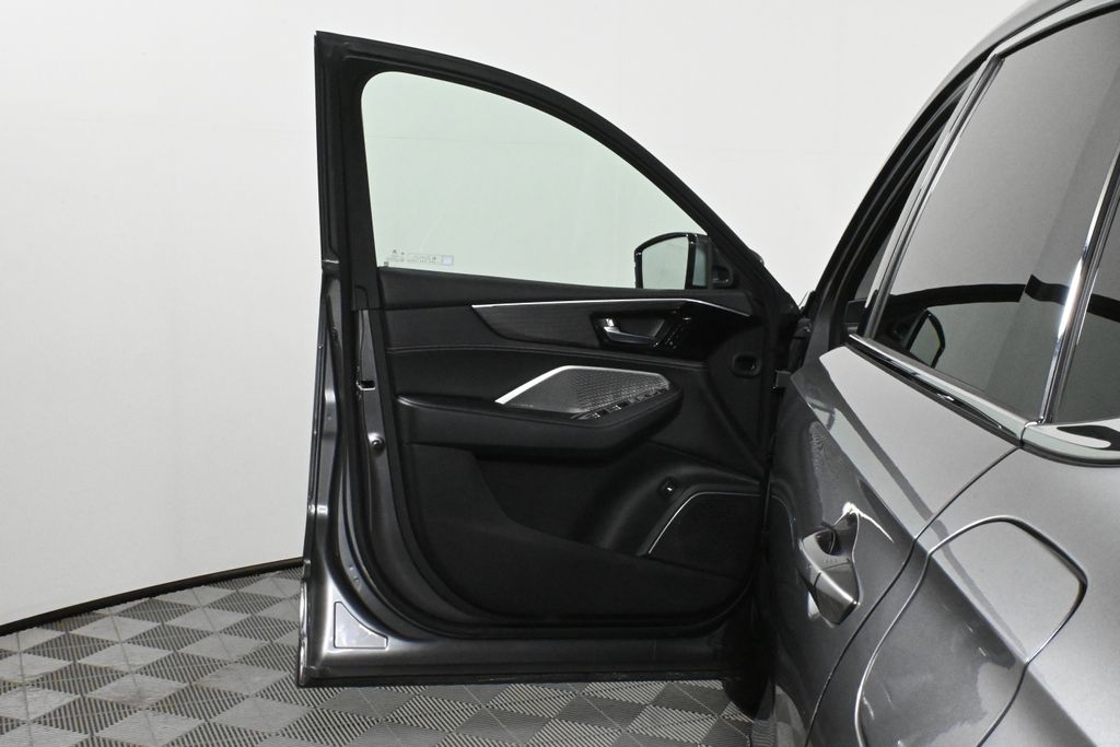 Thumbnail: 2023 Acura MDX - 29