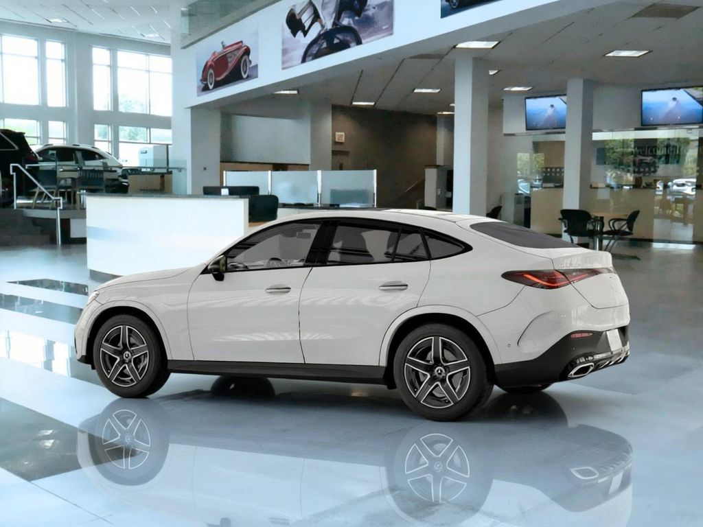 Thumbnail: 2027 Mercedes-Benz GLC - 30