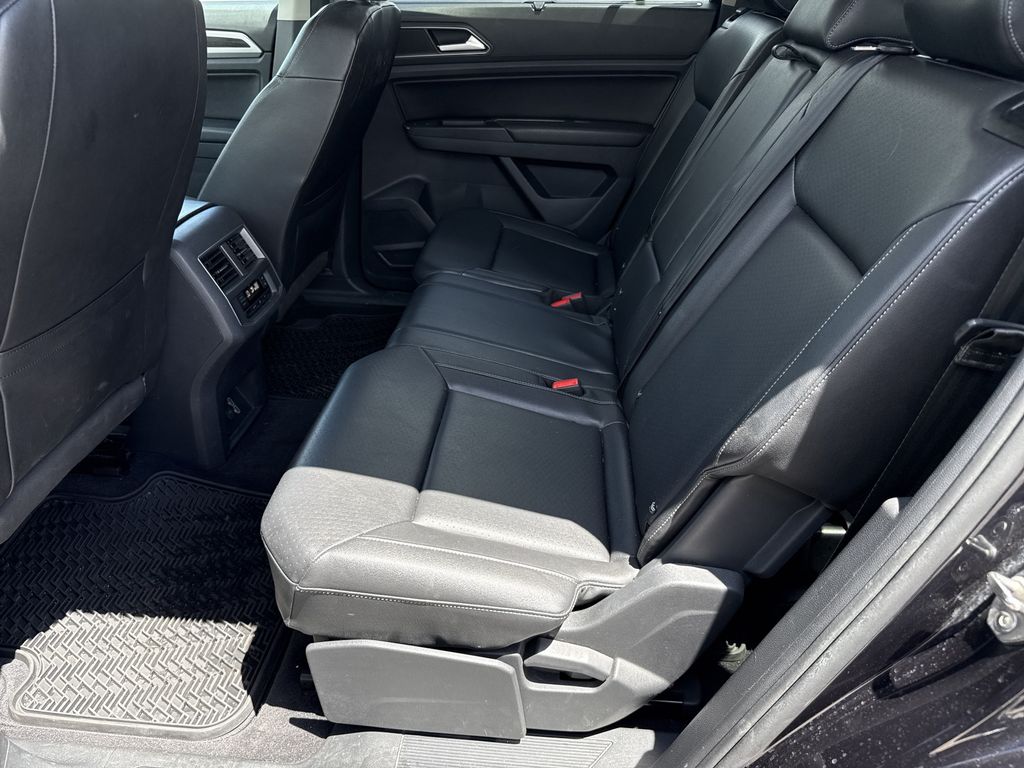 2018 Volkswagen Atlas 3.6L V6 SE Black at Durrett Motor Company