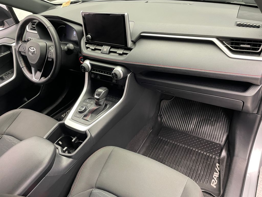 Thumbnail: 2024 Toyota RAV4 - 16
