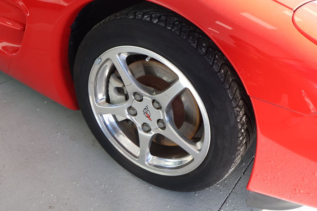 Thumbnail: 2001 Chevrolet Corvette - 9