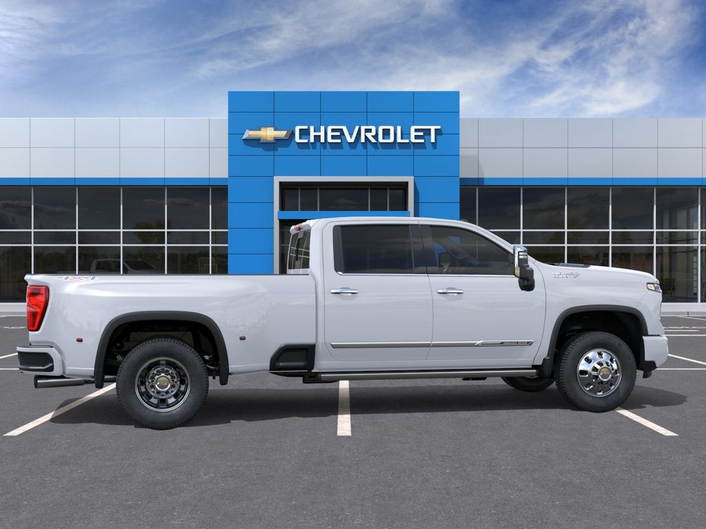 New 2026 White Chevrolet High Country image 5