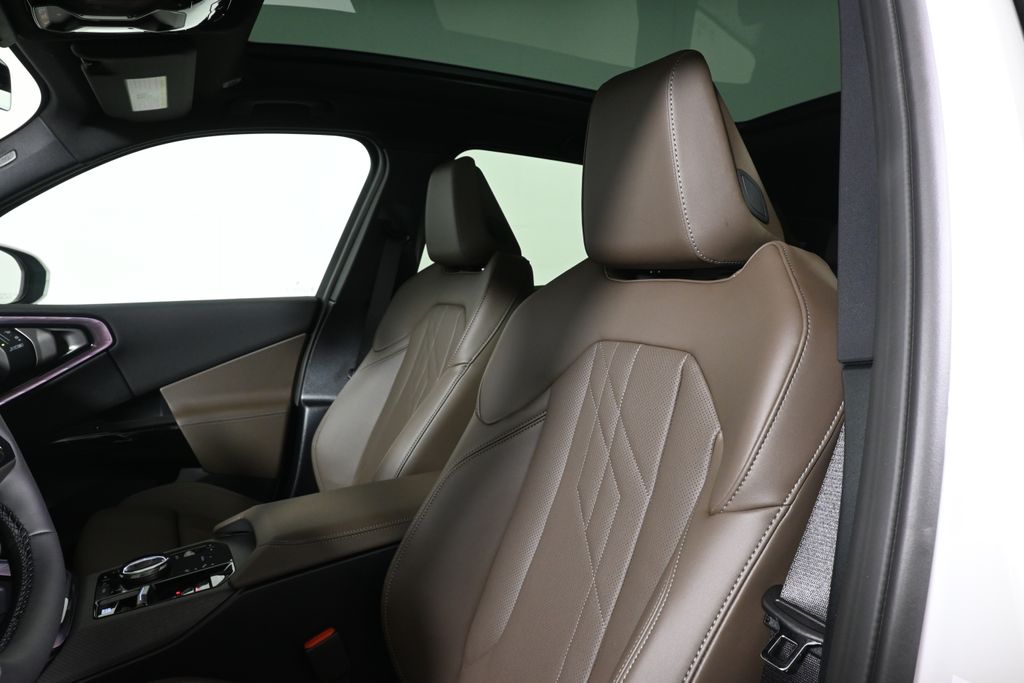 Thumbnail: 2026 BMW X3 - 16