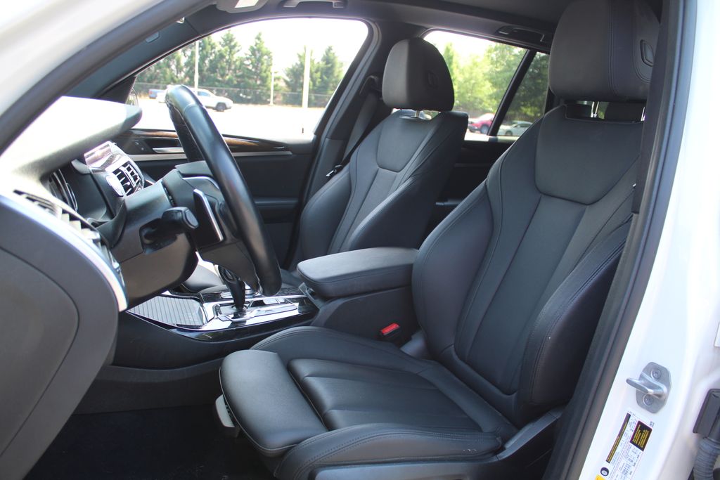 Thumbnail: 2021 BMW X3 - 11