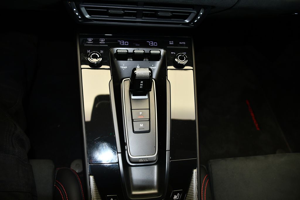 Thumbnail: 2024 Porsche 911 - 25