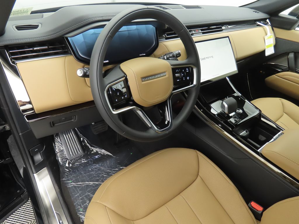 Thumbnail: 2025 Land Rover Range Rover Sport - 9