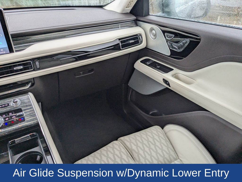 2023 Lincoln Aviator Black Label