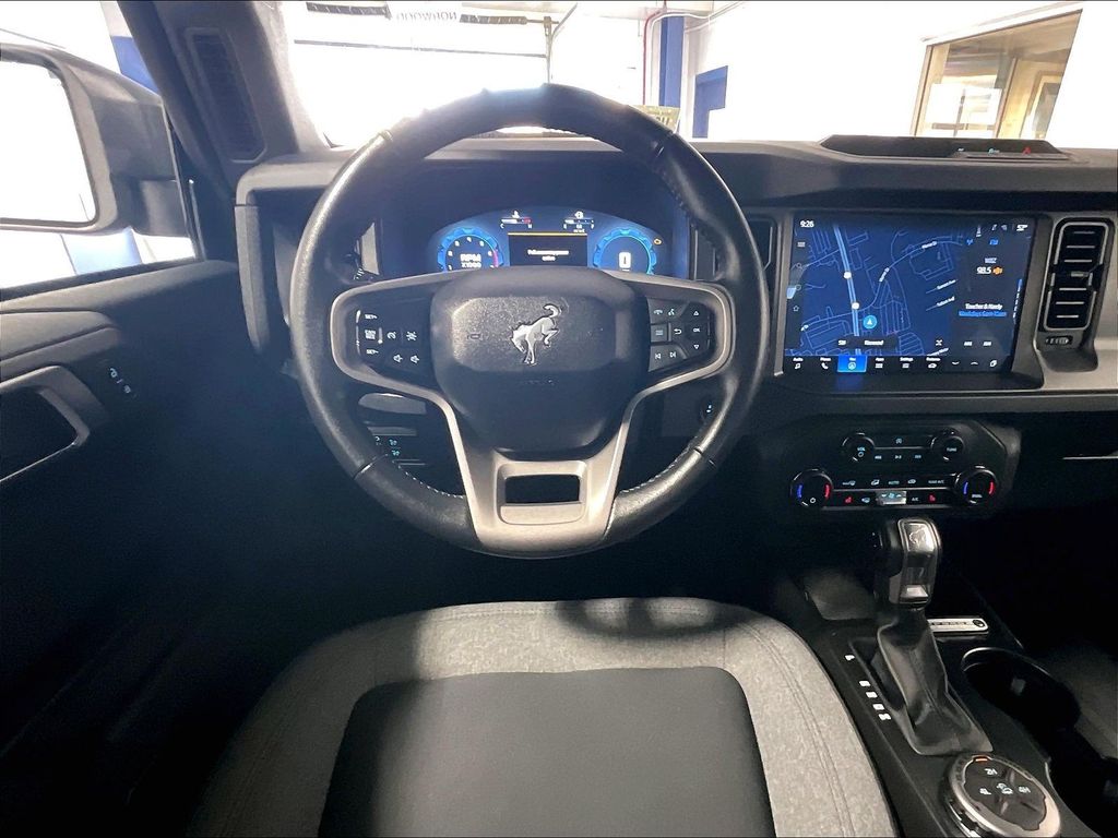 2025 Ford Bronco — photo 17