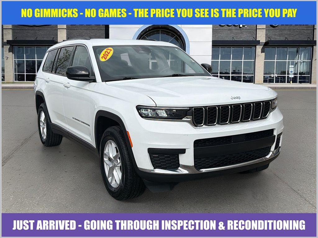 Bright White Clearcoat 2023 Jeep Grand Cherokee L Laredo RWD SUV / Crossover 4X2 8-Speed Automatic