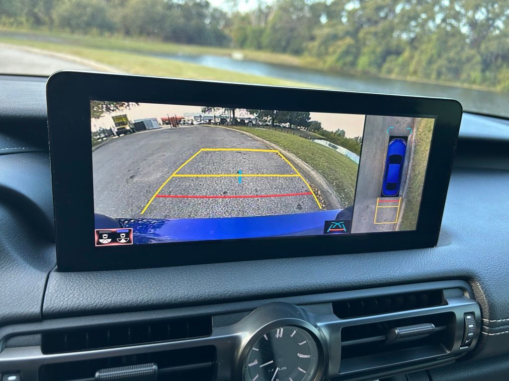 Thumbnail: 2025 Lexus IS - 27