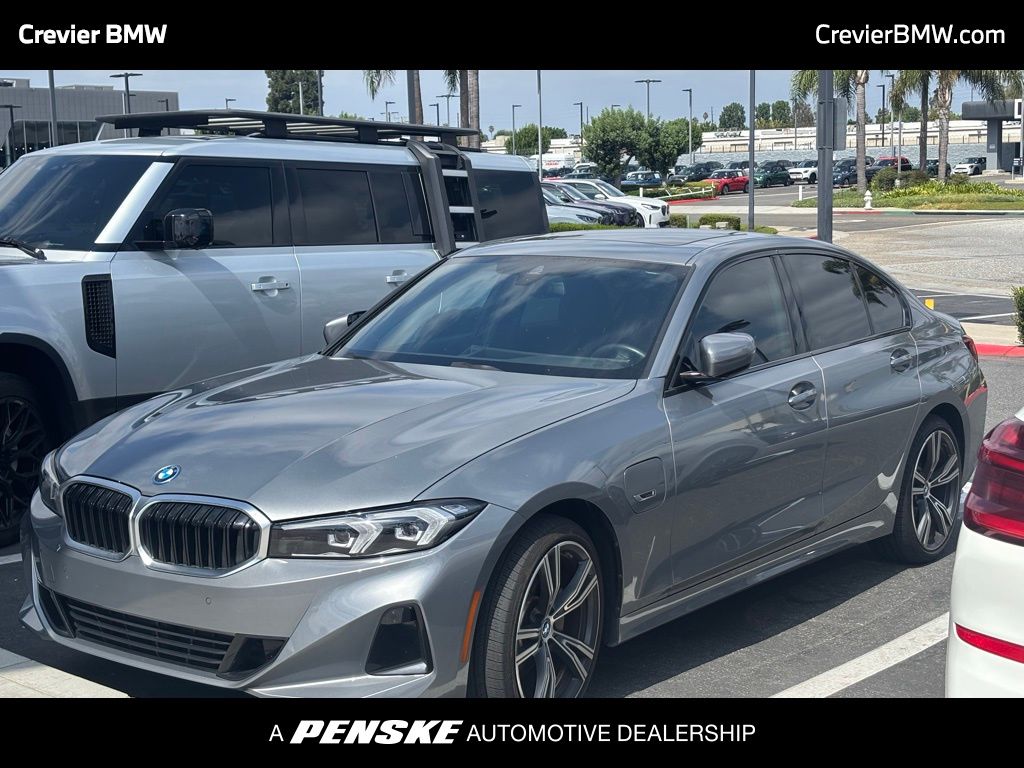 Thumbnail: 2023 BMW 3 Series - 1