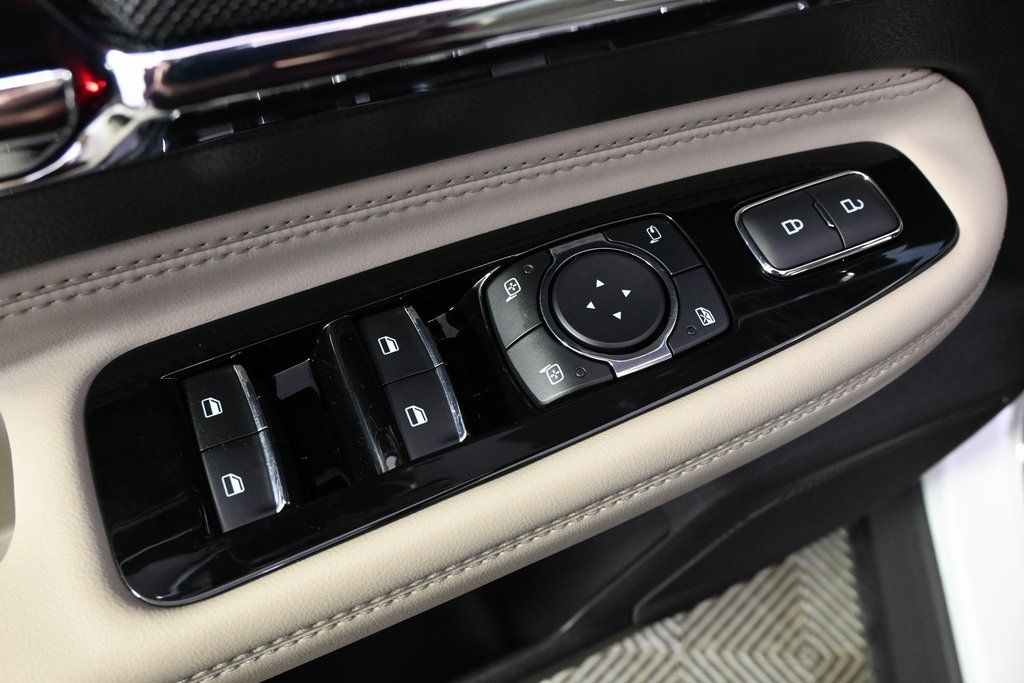 New 2026 White Lincoln Reserve image 21