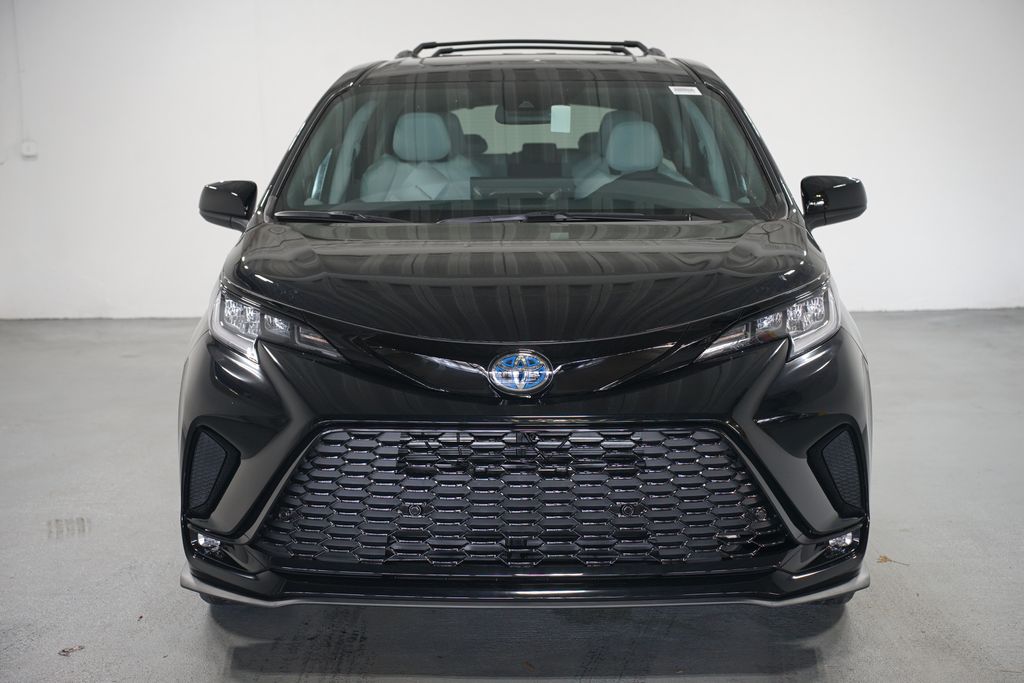 Thumbnail: 2025 Toyota Sienna - 2