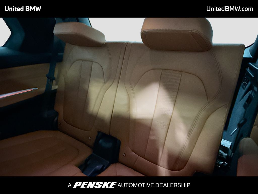 Thumbnail: 2022 BMW X7 - 14