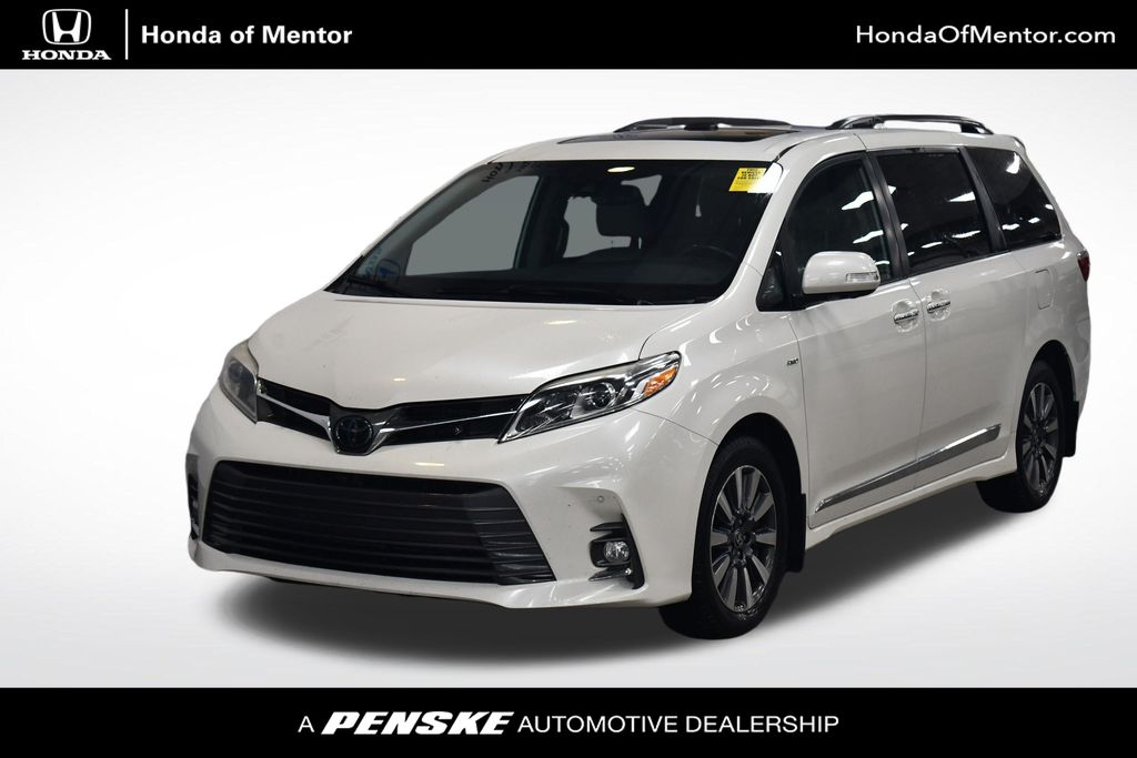Thumbnail: 2020 Toyota Sienna - 1