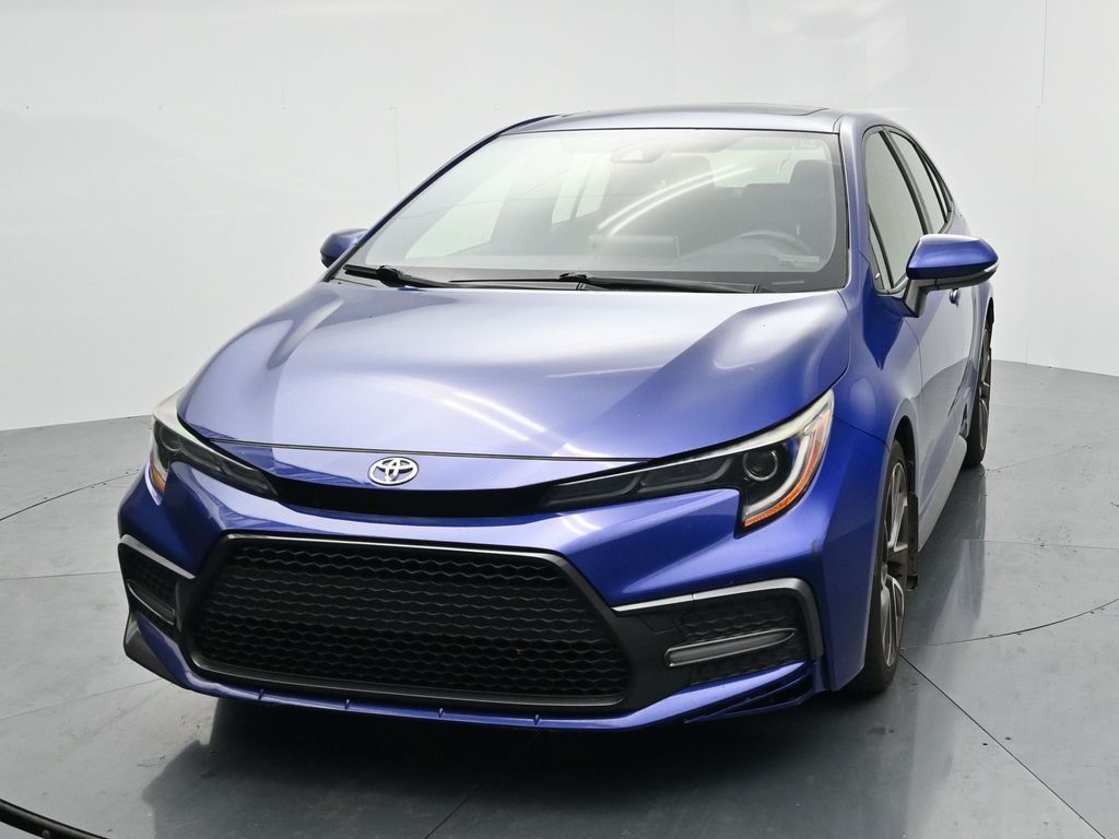 Used 2020 Blue Toyota SE image 3