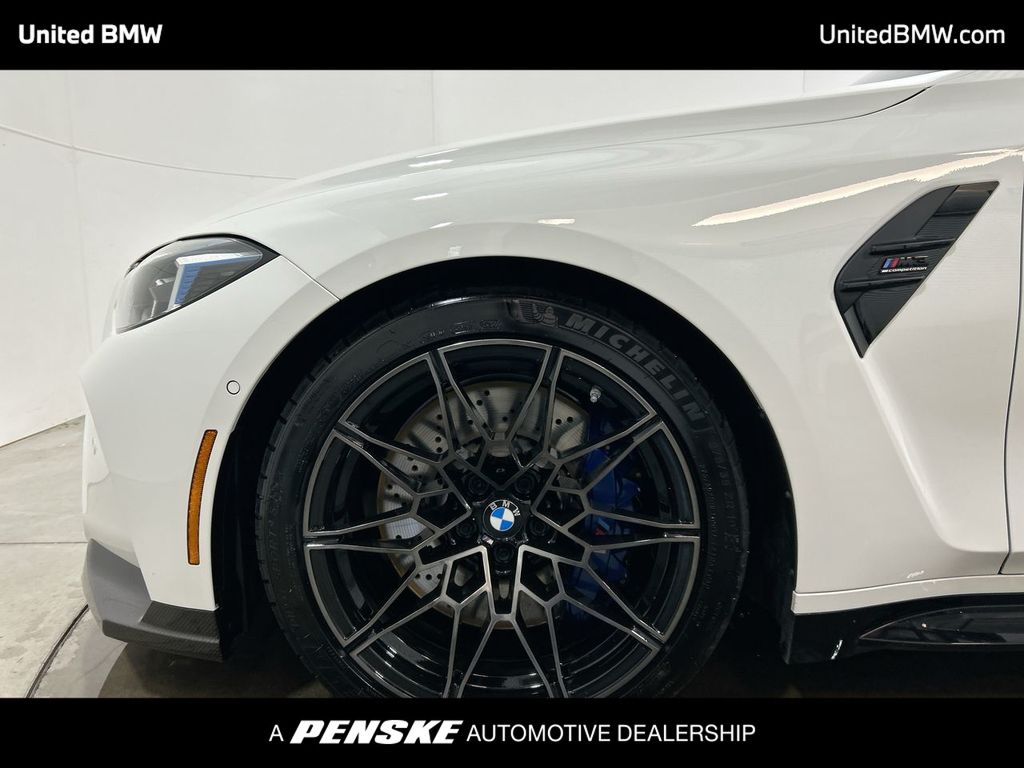Thumbnail: 2025 BMW M3 - 10