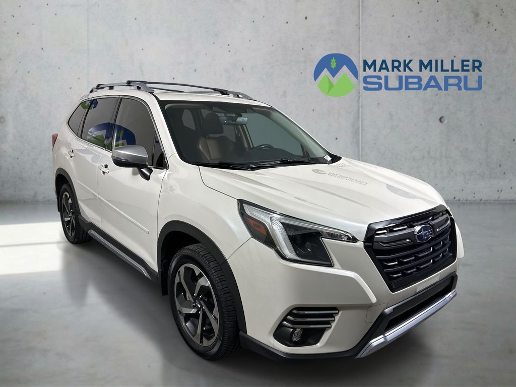 2023 Subaru Forester Touring