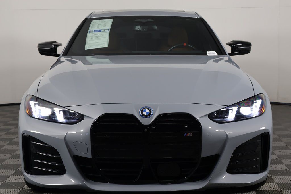 Thumbnail: 2025 BMW i4 - 2