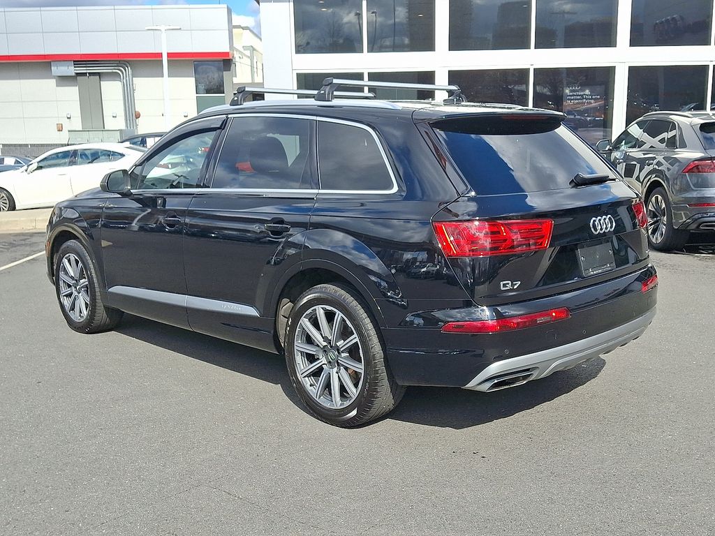 Thumbnail: 2017 Audi Q7 - 6