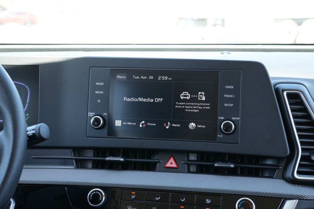 2025 Kia Sportage LX - Photo 22