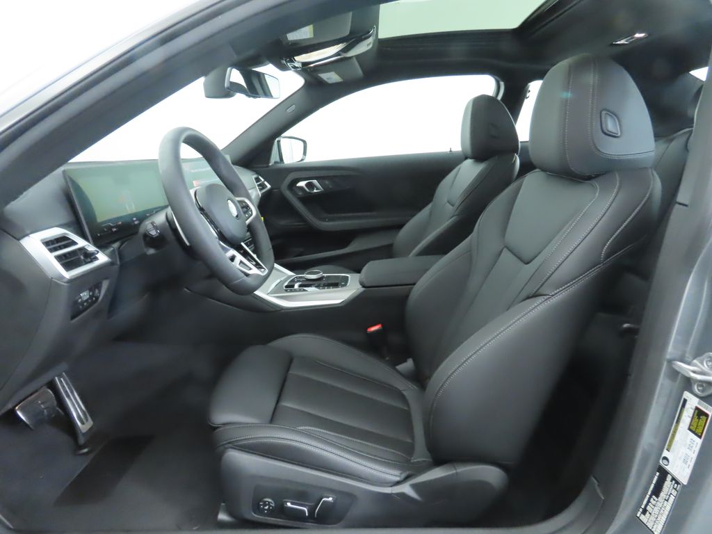 Thumbnail: 2026 BMW 2 Series - 20