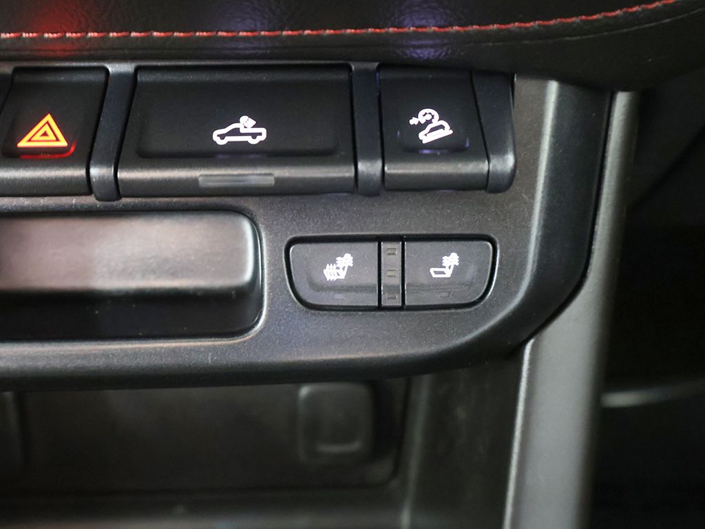 Used 2016 Black GMC SLE1 image 38