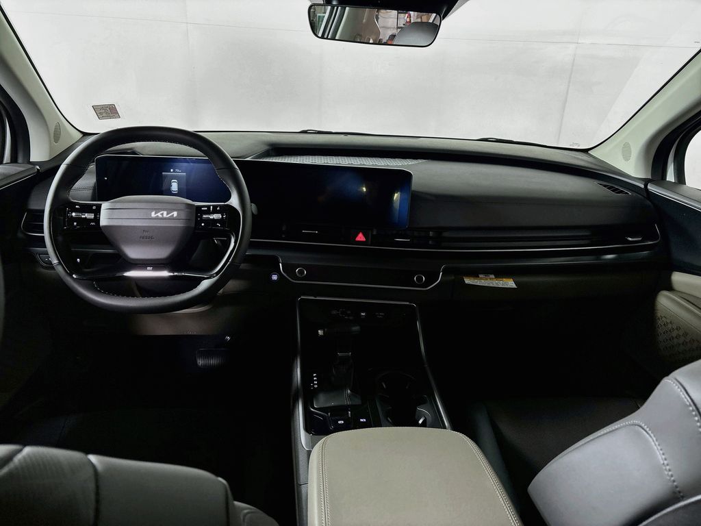 2027 Kia Carnival LXS