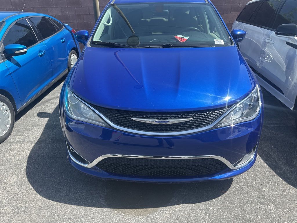 2019 Chrysler Pacifica Touring L photo