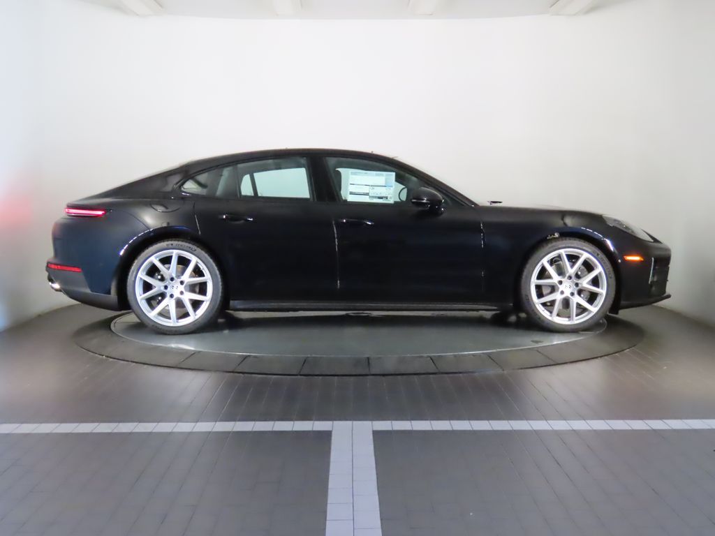 Thumbnail: 2025 Porsche Panamera - 8