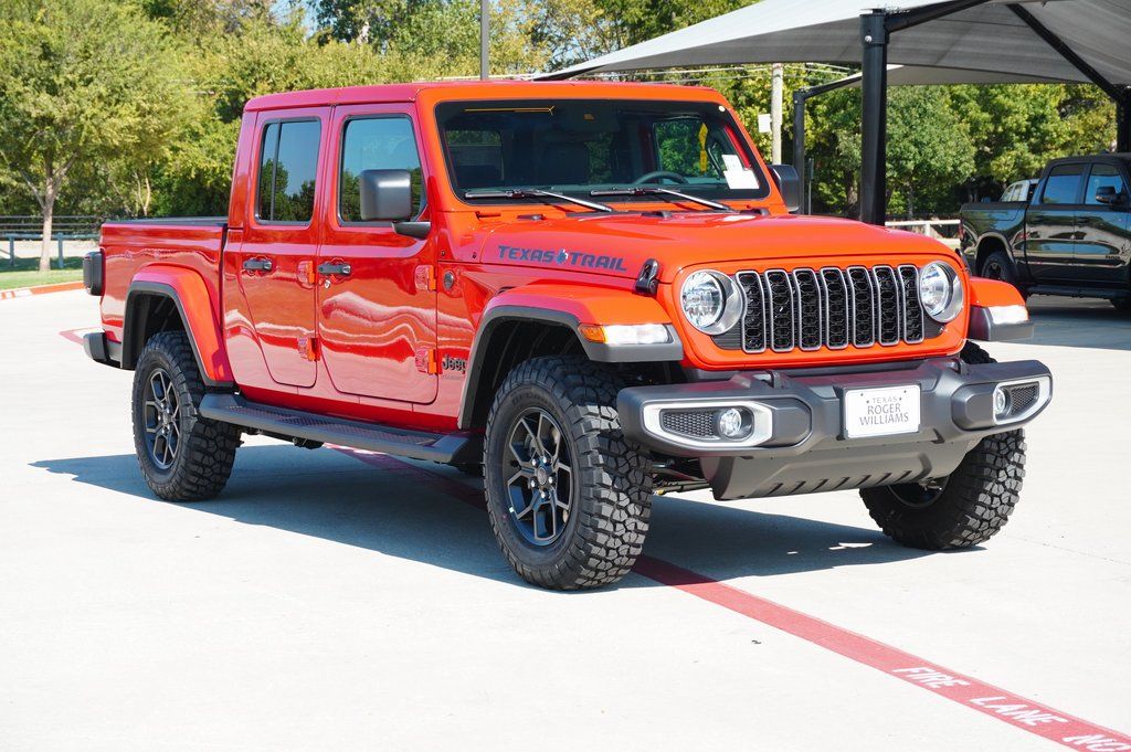 New Car 2025 Jeep Gladiator  Sport For Sale Under $50,000 In Weatherford, Texas