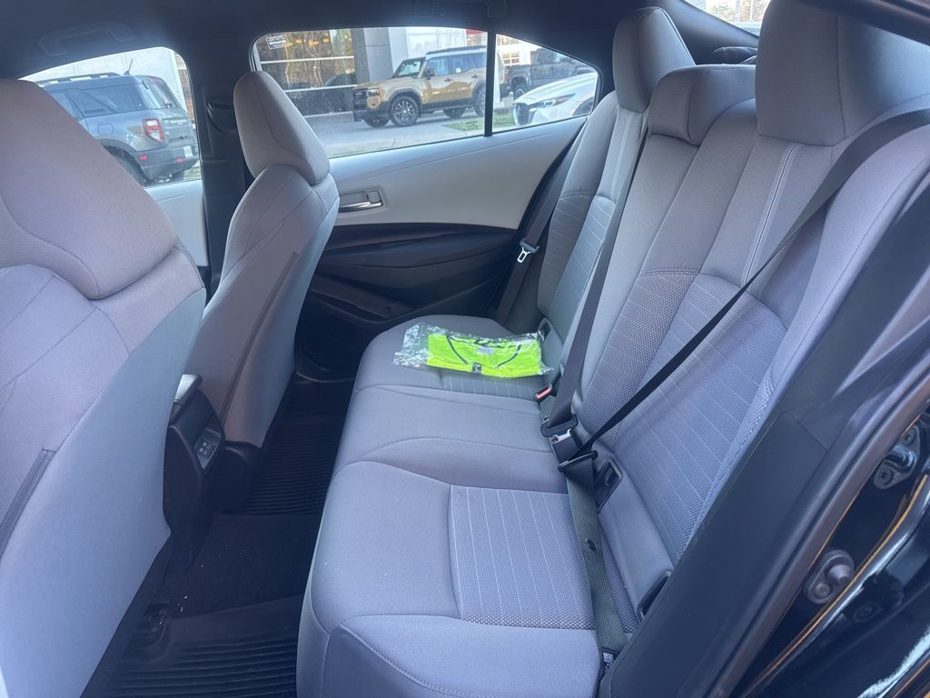 2025 Toyota Corolla SE FWD