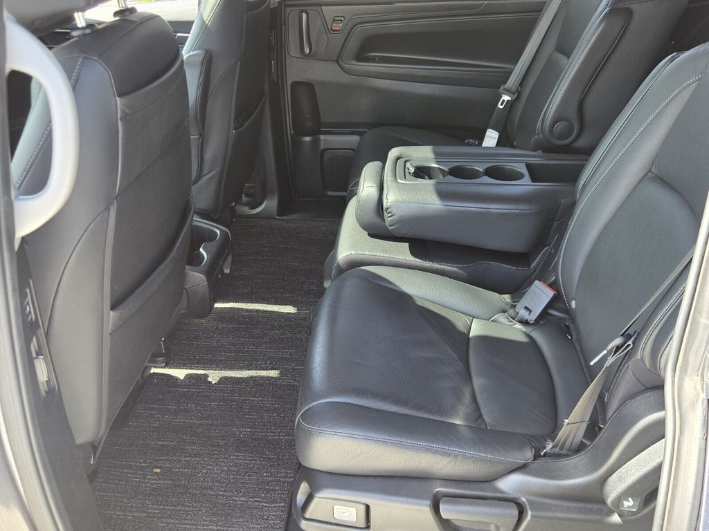 2022 Honda Odyssey - $27,098