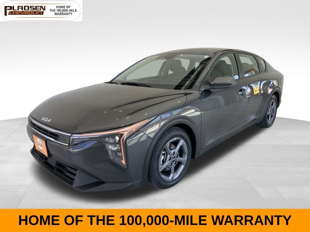 Interstellar Gray 2025 Kia K4 Sedan Front-Wheel Drive Continuously Variable Transmission