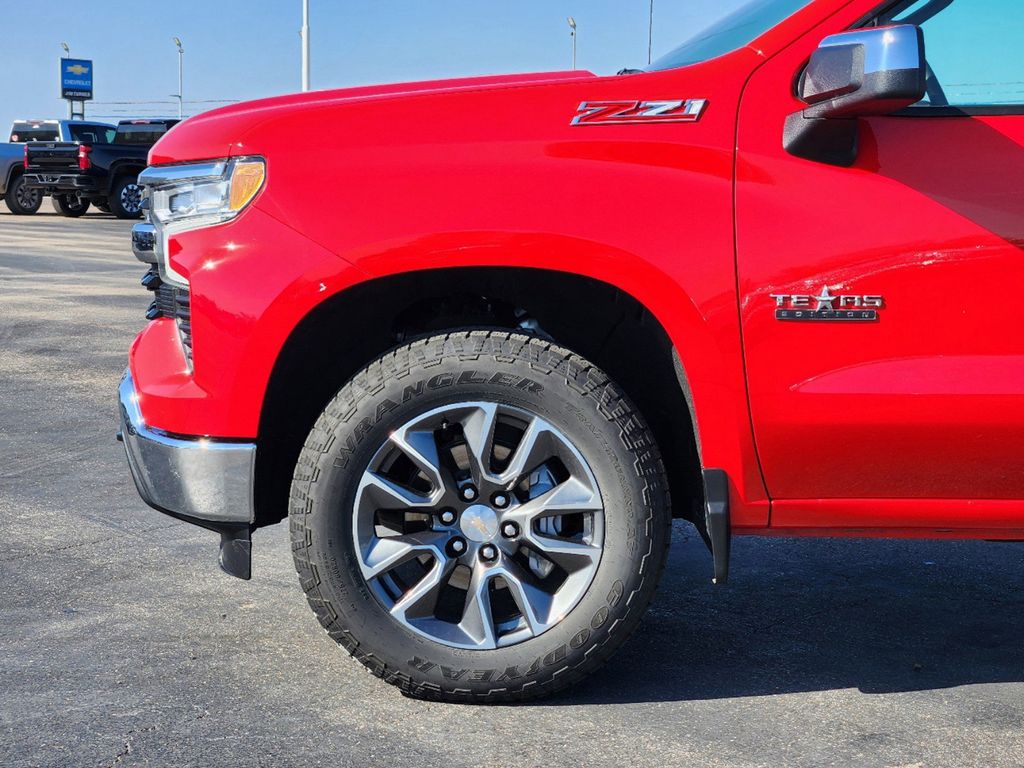 2024 Chevrolet Silverado 1500 LT 6