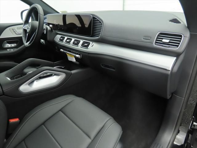 Thumbnail: 2026 Mercedes-Benz GLE - 18