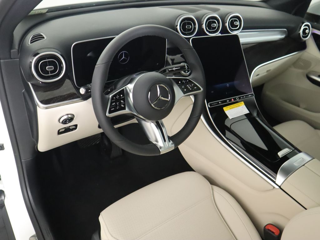 Thumbnail: 2026 Mercedes-Benz GLC - 10