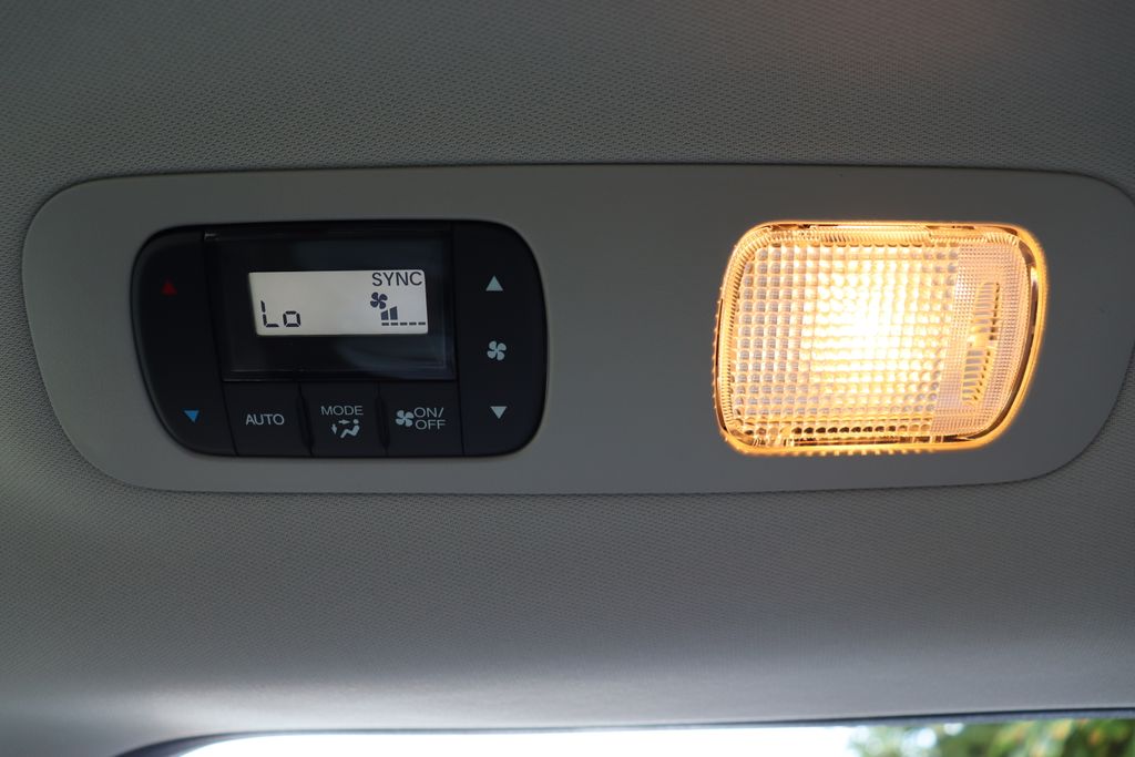 Thumbnail: 2026 Honda Odyssey - 16