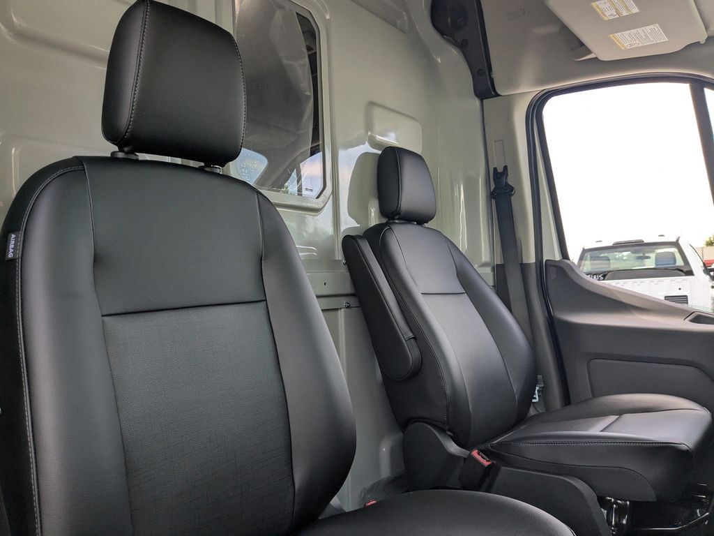 2025 Ford Transit-250 Cargo Van 