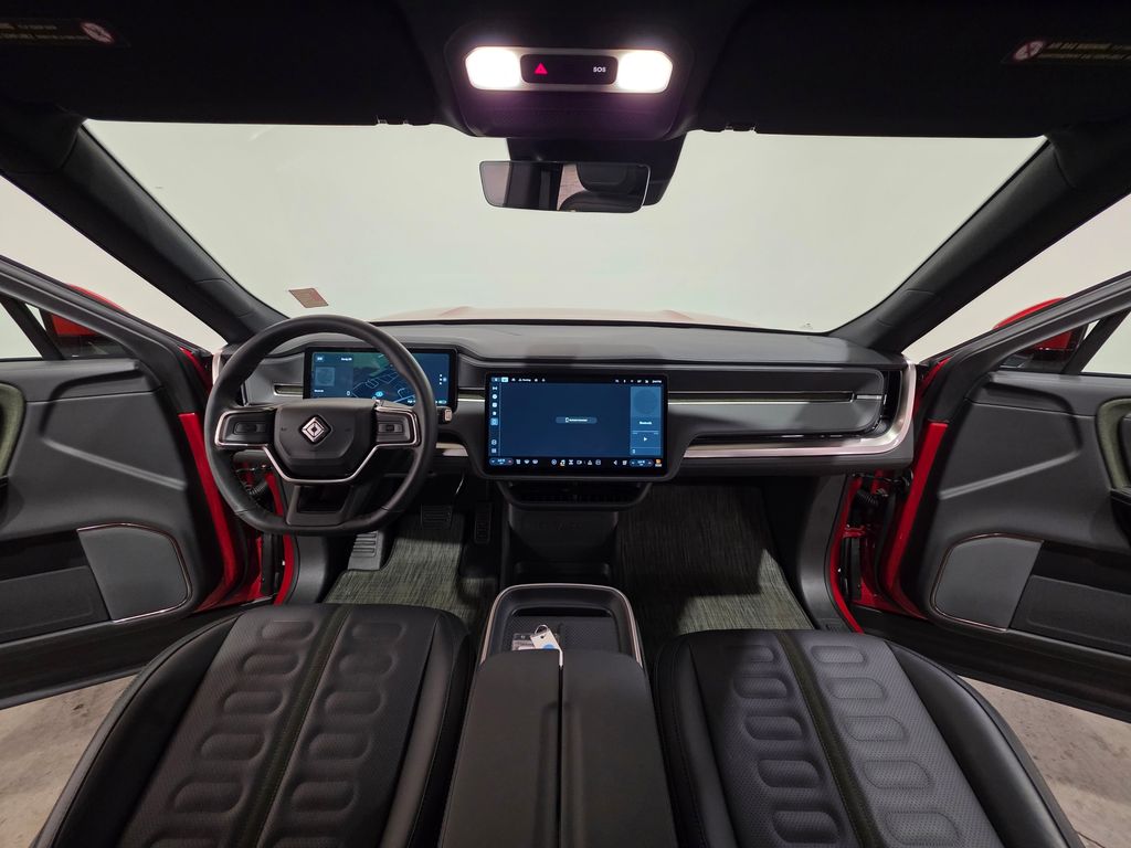 2025 Rivian R1T Adventure Dual Motor Standard Pack