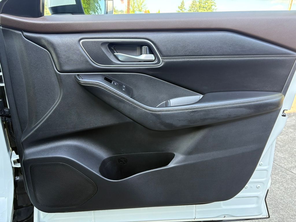 2022 Nissan Rogue Platinum