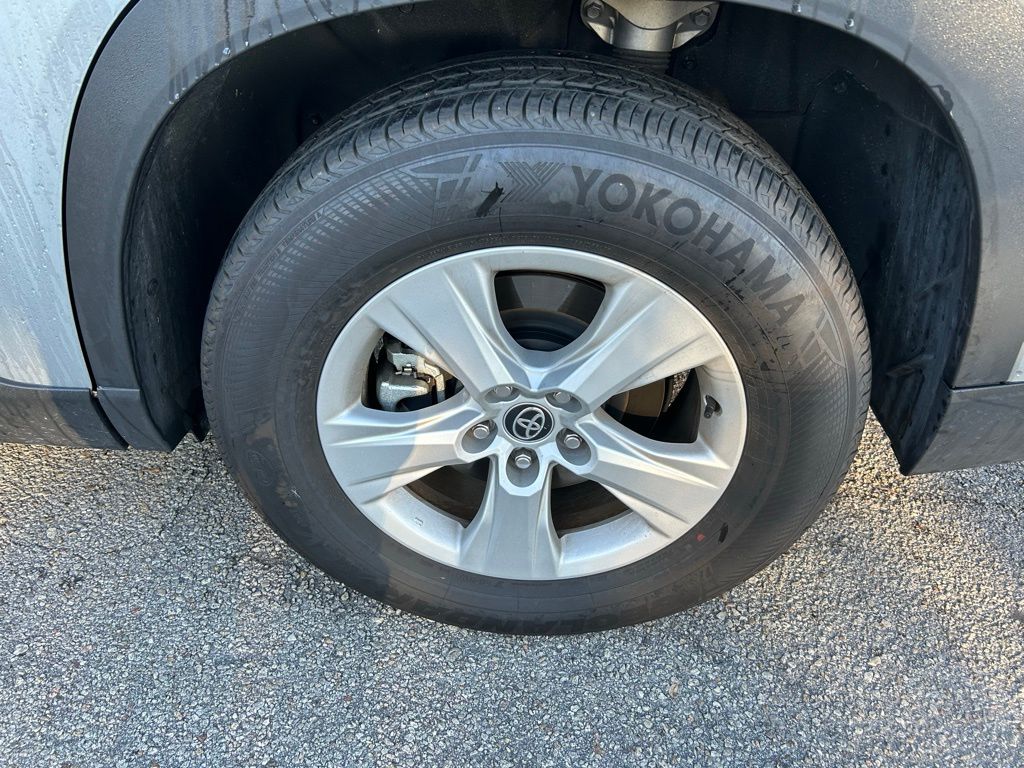 Thumbnail: 2025 Toyota Grand Highlander - 9