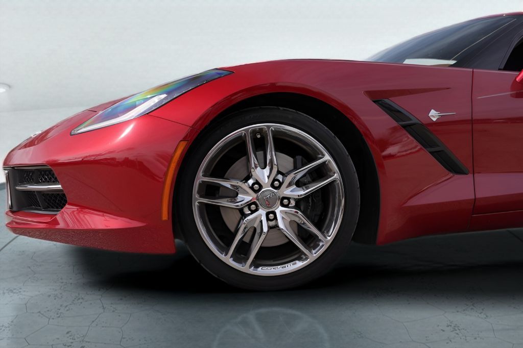 Used 2015 Red Chevrolet Stingray Z51 image 4